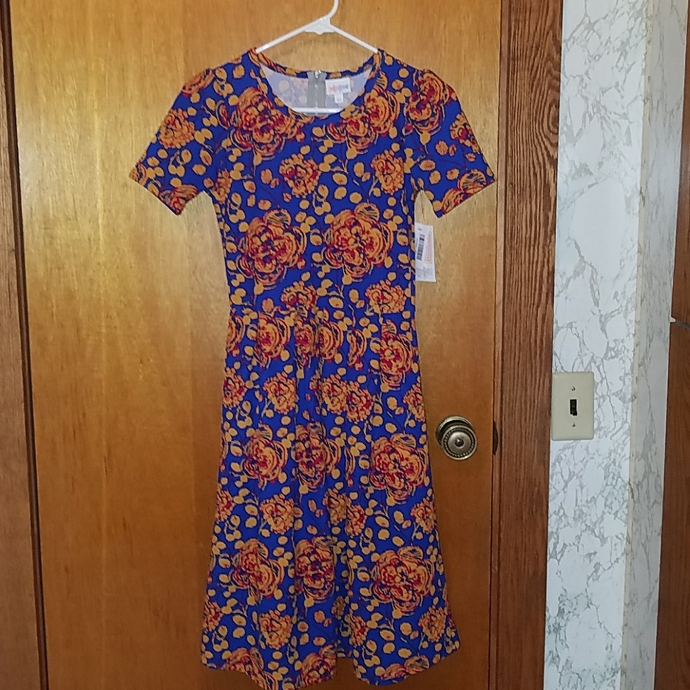 Xs Lularoe Anelia